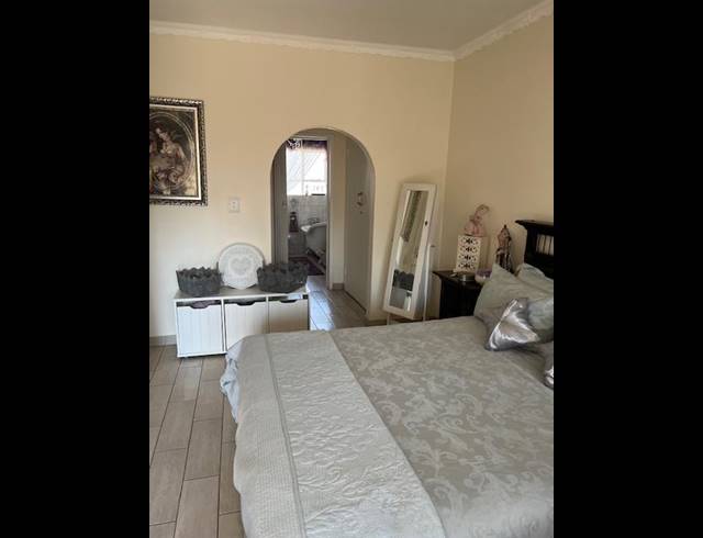 3 BEDROOM TOWNHOUSE FOR SALE IN CROYDON